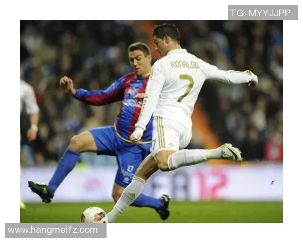 全球知名足球明星大盘点及其精彩瞬间图片分享